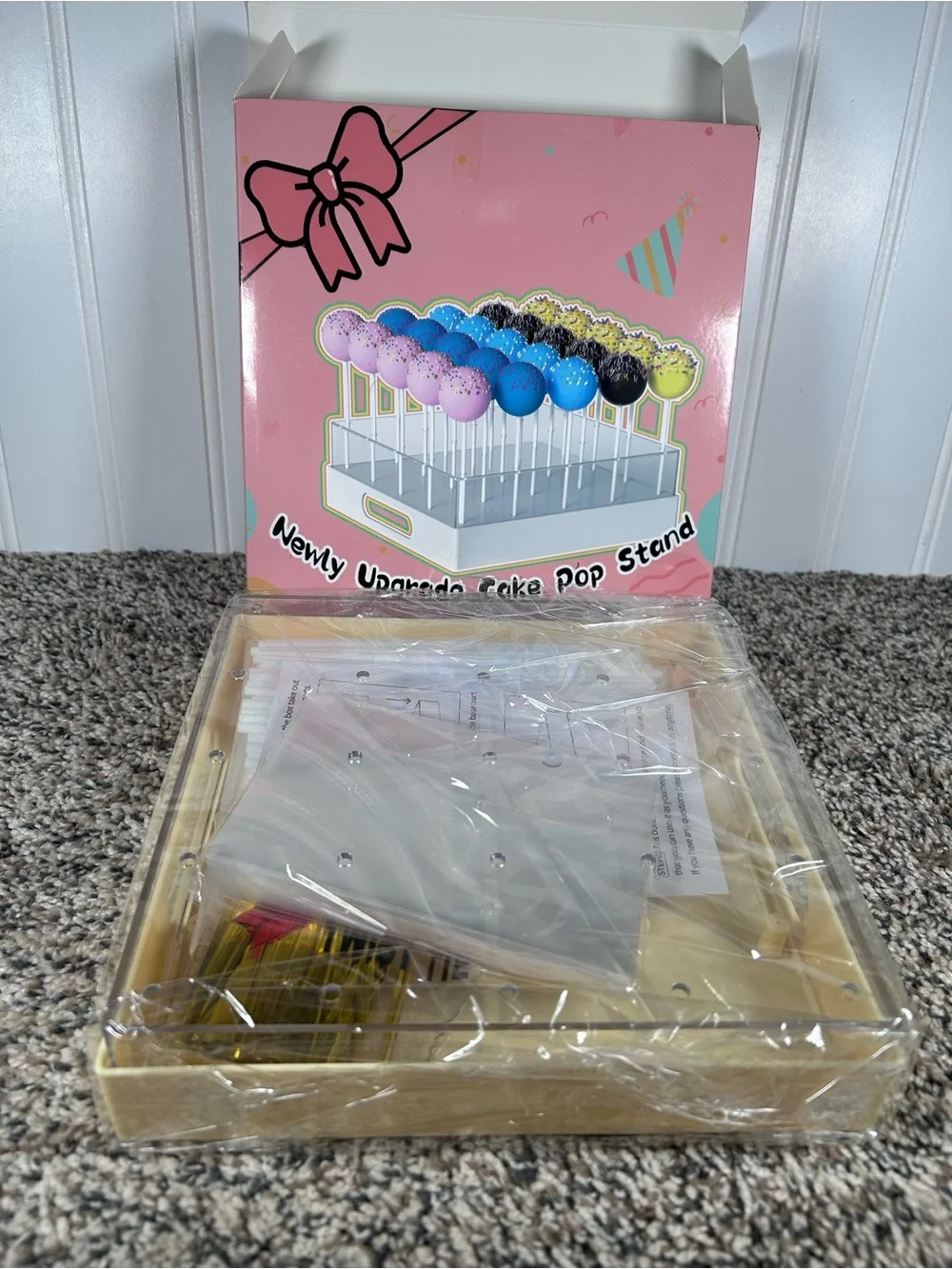 NWT 25 Slot Cake Pop Stand w/ Sticks Bags Ties 7.5